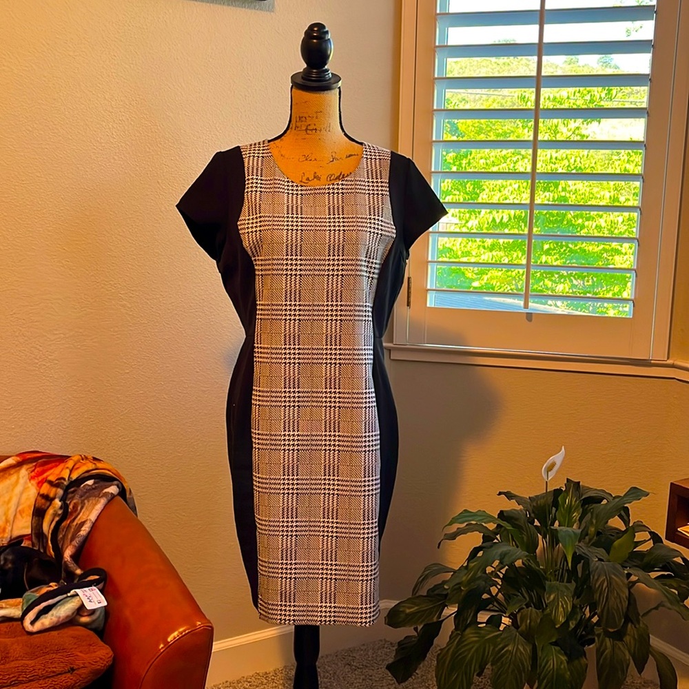 Houndstooth LBD. Form fitting.